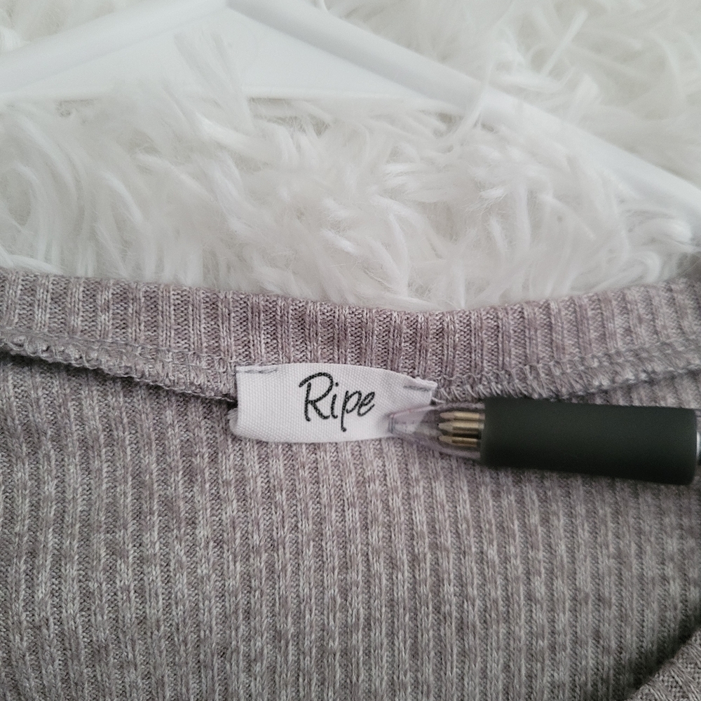 🎉3 for $30 Long Ribbed Dress size medium by Ripe - Picture 3 of 7